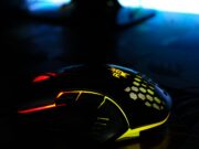 Mouse AM Infinity da Angry Miao aposta em design inspirado em carros de corrida