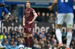 D Bruyne Man City sai repetidamente