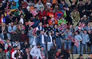 Fãs de Gluster sortear as penas no lançamento entusiasmado do teste