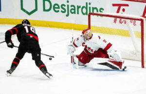 Os senadores derrotaram os furacões por 7-5 na final da temporada regular para as equipes do play-off