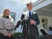 Trump está aumentando os mercados com a maioria dos intervalos tarifários globais, estendendo a guerra comercial com a China – Mercury News