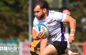 Dan Hzocs: Cornish Pirates Scram-Huff concorda com um novo acordo