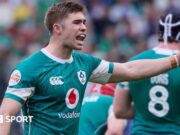 Jack Crooly: Concorde em expandir o contrato de dois anos com o meio-mosca da Irlanda Munster e Irfu