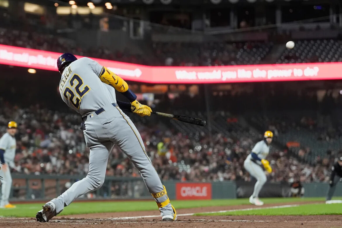 A 5ª carreira Slam e Bauer, de 2 corridas, Homer Power Bruers para a quinta carreira de Yelych por vencer 11-3 contra o Giants