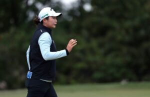 Ian e Buhai La Championship Leader ações