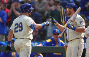 Rally Homes for Third Secta Games for Mariners vencer por 3-1, Rangers Sweep