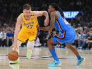 Luca Donik sai a noite antes de voltar para Dallas