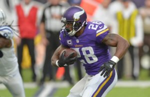 Ex -estrela do Vikings Adrian Peterson Tim Draft Party depois de participar do DWI suspeito