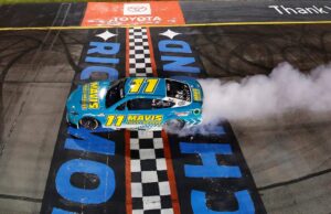 Hoje é a corrida Nasska? Não, a série de copas fica quieta na Páscoa em Rockingham