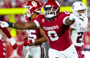 O ex-5-Taraka DT David Stone está entrando no portal de transferência