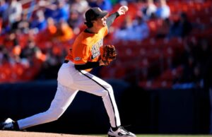 OSU Basball Harrison Bodendorf 10 entradas vs. Arizona