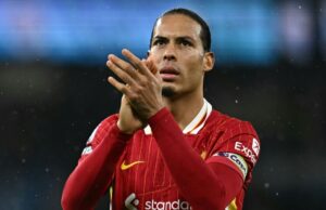 Van DJK assinou o novo acordo do Liverpool