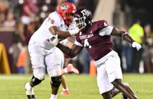 O Mail Kipper quebra o local principal que pode colocar os corvos em cima da corcunda