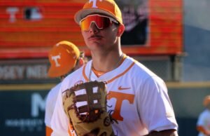 Relatório de lesão para o Tennessee na série Ole Miss Baseball