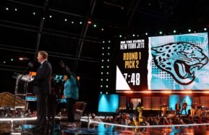 Jaguars não adicionam DL até o 3º dia na última simulação