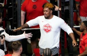 Possível Ohio State First Rounder R NFL não participa do rascunho