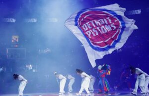 Para fazer parceria com o evento Pisplayers em Detroit Pistons Detroit