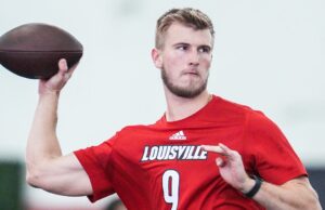 Onde Tyler Shaf, outros jogadores do Uofl, o Reino Unido deve ir