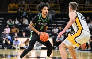 Basquete de basquete do estado de Michigan potencialmente para seguir o relógio com relacionamentos locais
