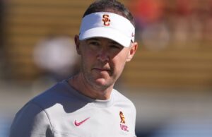 A visita de recrutamento de futebol da USC no campus está se voltando para uma vitória recente