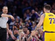 Oficial da NBA explica por que Luca Donik foi removida do jogo de terça -feira