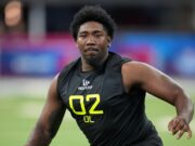 Darius Alexander tem o melhor dia para os gigantes o melhor dia para citar 2 pés