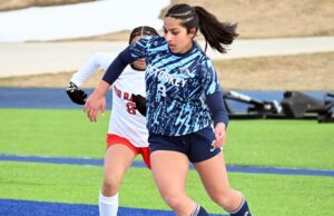 Gandhi, Petosky Soccer show vencedor força vencedora contra Big Rapids