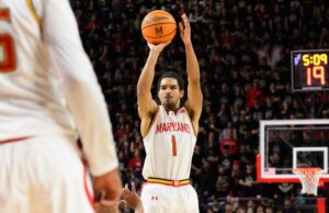 O basquete do Tennessee está seguindo para o Maryland Transfer Guard