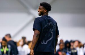 Os Steellers trocaram enormemente para pegar o Cub Shedio Sanders