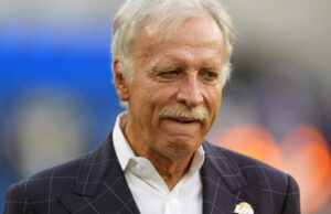 Os fãs do Battlehax da UFL se uniram nas proximidades de ‘Hate to Shared Stan Crone’