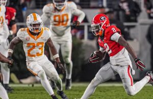 O receptor amplo da Geórgia Nitro Tagle está entrando no portal de transferência