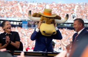 As melhores profetias de Lee Corso Texas Langhornos para se aposentar