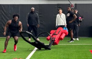 Jalon Walker/Michael Williams do Pantera não se junta ao treino