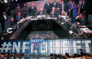 7 Round Cowboy Mock Draft onde eles realmente mantêm, não negocie