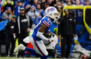 Detalhes do contrato para Bill, Christian Benford Extension