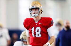 Steven Angeli agradeceu a Notre Dame Foot nos últimos três anos