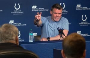 Colts GM Chris Ballard diz
