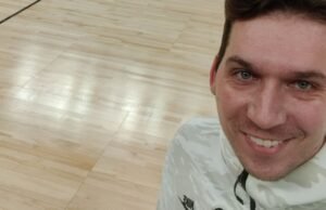 Houston Rockets of the NBA Play Offs com a ajuda do Blue Johnson de Columbus
