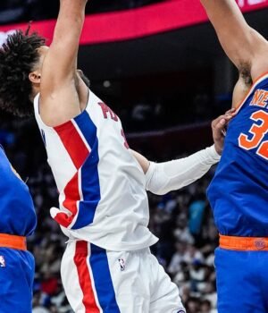 83260968007-04242025-pistons-1-h-48.jpg