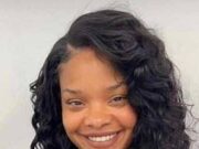 O Dia da Família do Carnaval de Cheat Notting Hill foi condenado por matar a mãe na frente de sua filha de três anos.