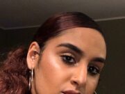 Eu tinha 21 anos quando um monstro perverso me distorceu. Eu tenho 13 médicos e tendo problemas enquanto ele ainda está livre