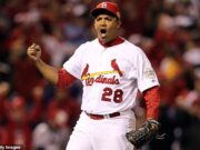 MLB Star Octavio Dotel morre no teto da boate da República Dominicana de que pelo menos 44 morreram