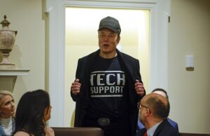 A última barra de US $ 51 milhões do cachorro virará sua cabeça