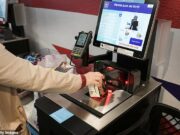 Principais varejistas escuros traz mudanças nos autocomesciosos em anti-crackdown anti-agrupamento