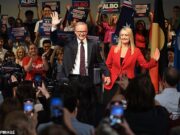 Anthony Albaniz voltou à tarifa brutal de Trump: ‘Beijo nas minhas costas!’