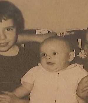 97086915-14588317-Kevin_McMahon_center_was_the_third_of_four_siblings_He_says_he_l-a-6_1744213932335.jpeg