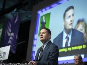 Pessoas violentas ou censuráveis em relação aos funcionários do NHS porque acham que têm ‘direitos’ para o acesso aos cuidados de saúde devem ser removidos, Wes Steying Alert