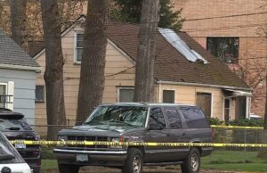 Mãe, 37 anos, e três filhos pequenos são encontrados mortos na rua Oregon em suas casas