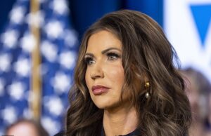 Além das famílias americanas, bem como do discurso sensível, o crime migrante foi reprimido no escritório de Christie Nom para as vítimas