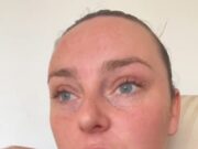 Um casal estava me pedindo diante de mim em um restaurante de bickway. Eu pulei em seu comportamento preocupante, o que é muito comum na Austrália